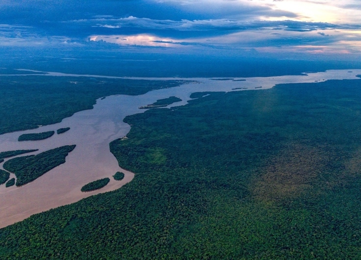 1920px Essequibo River