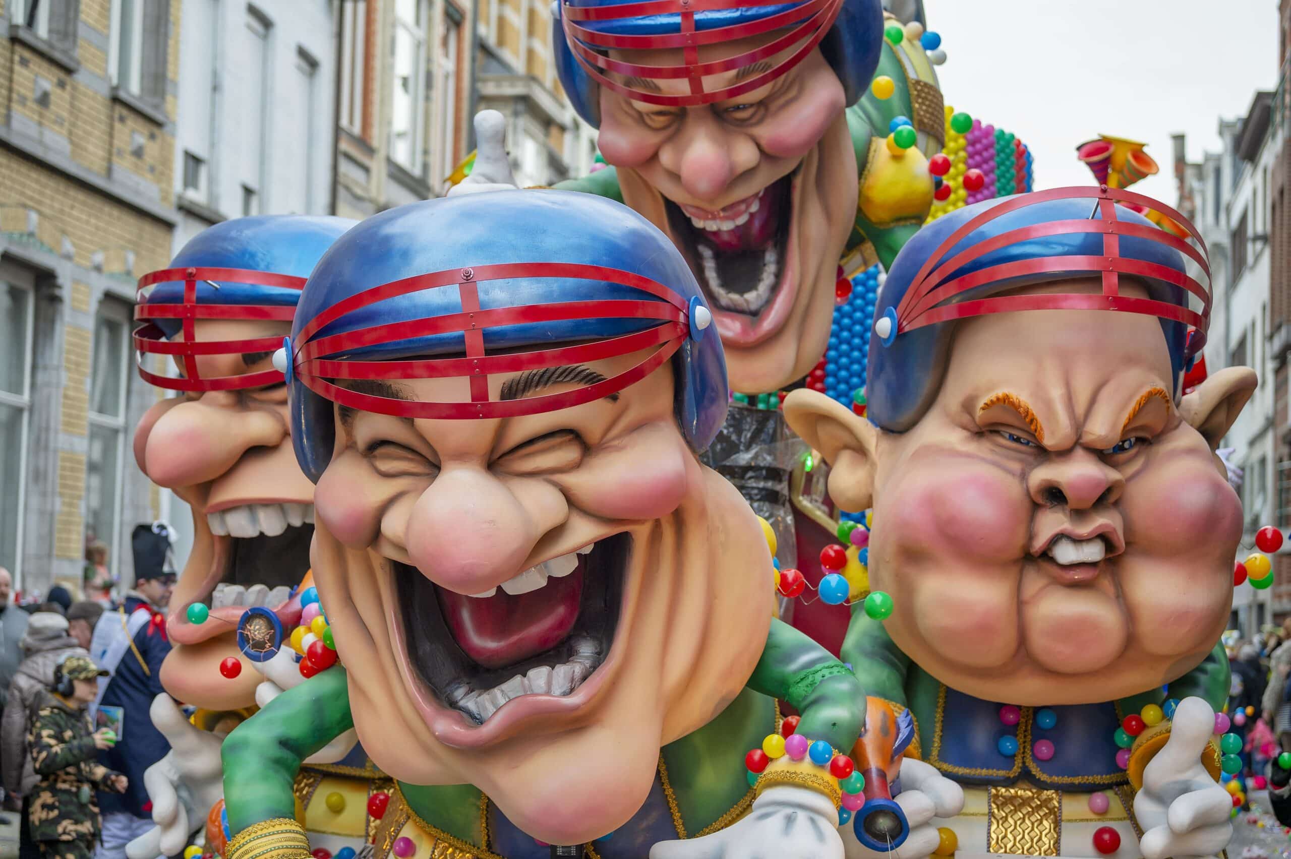 2019 carnaval carnavalswagen carnavalskoppen close mooi beeld Cameraad 12 HR min