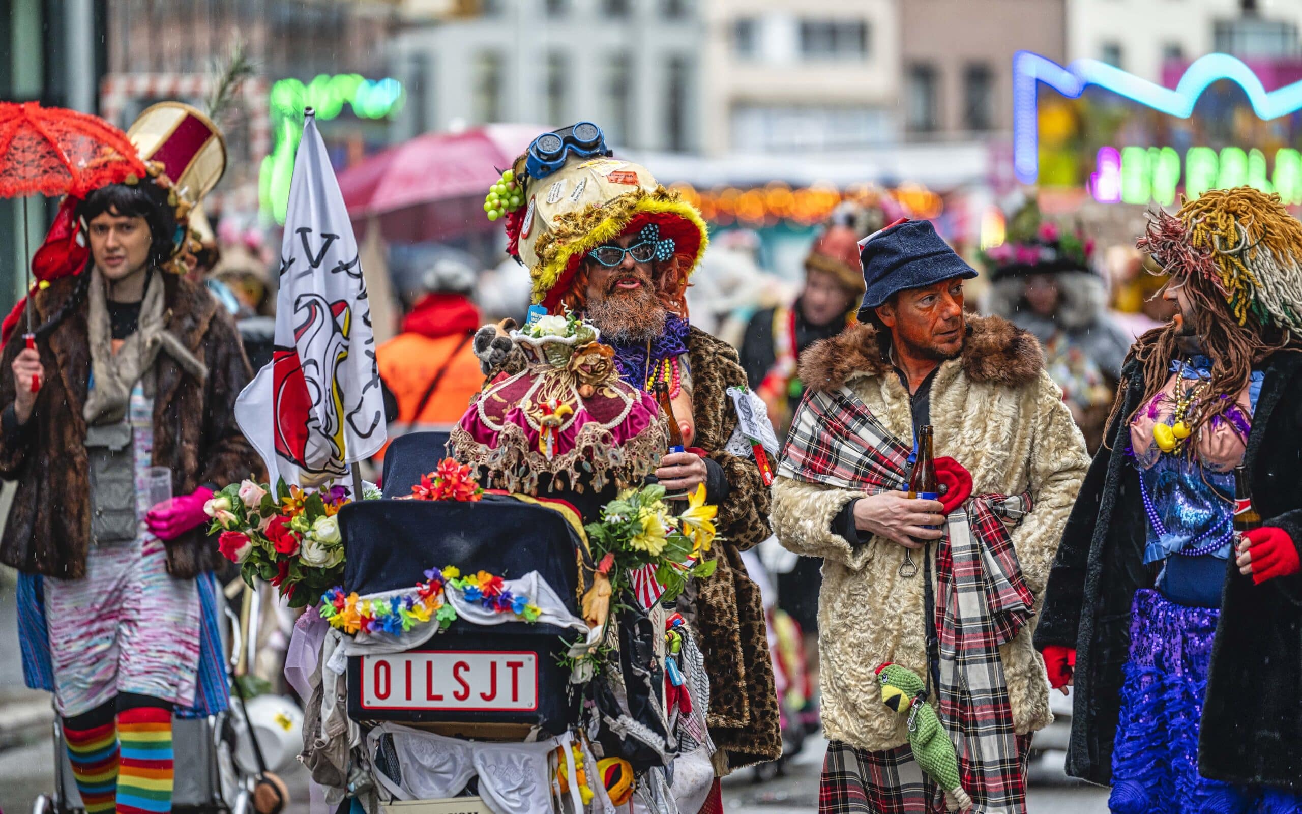 2020 carnaval voil jeanettenstoet voil jeanetten in de stoet Cameraad 17 HR min