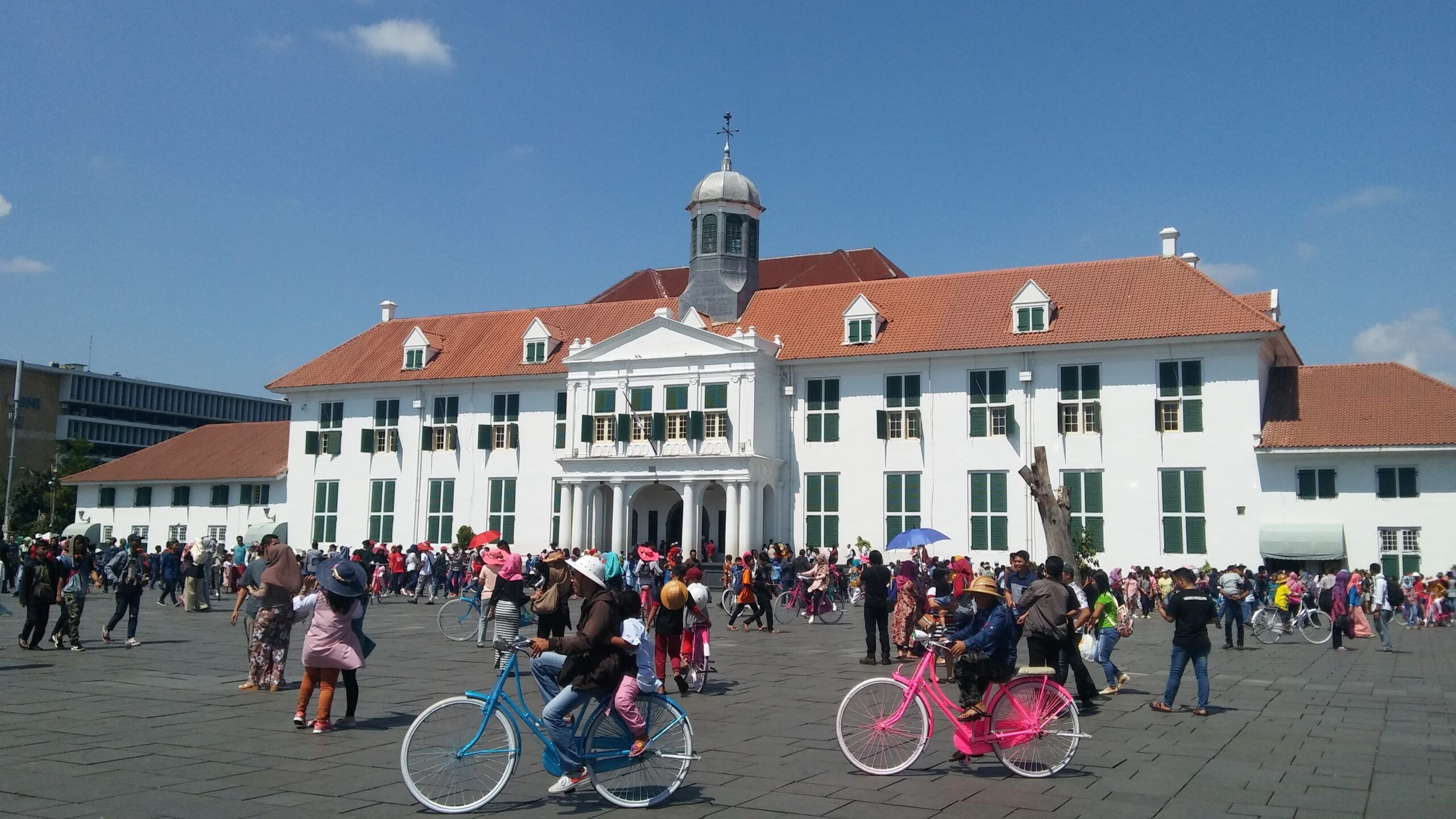 Batavia-Town-Hall-Jakarta-Kota-tua Chris Joby