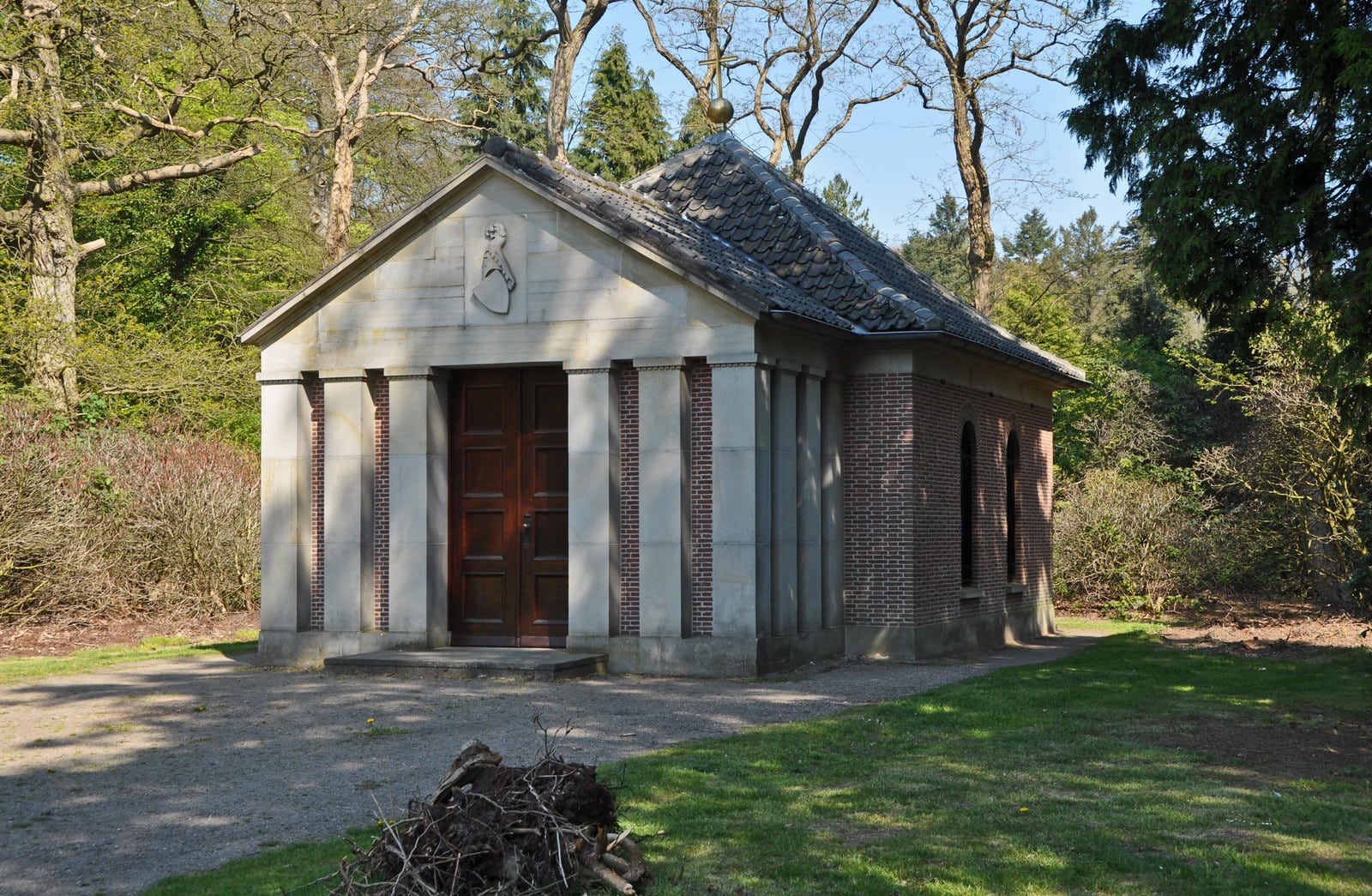 Hans Porochelt mausoleum