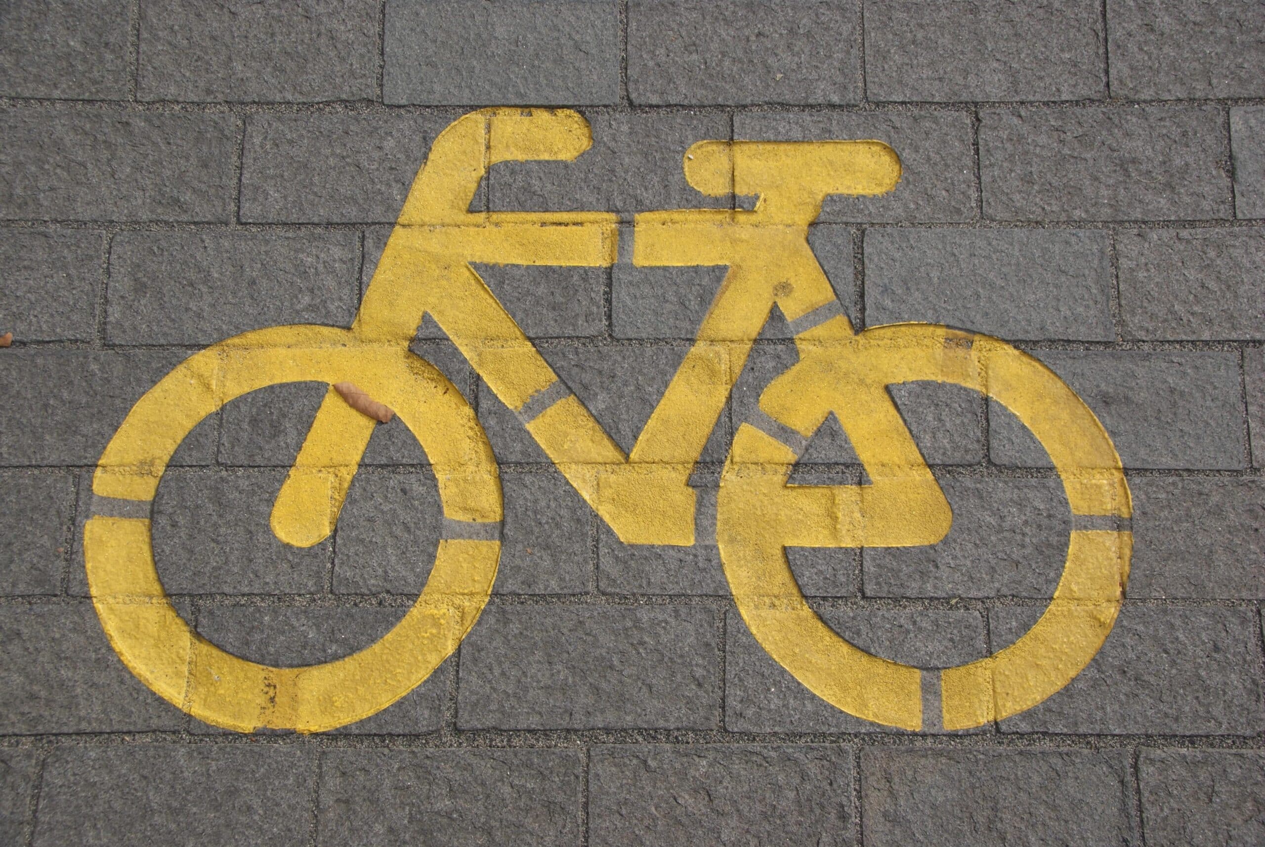 Asphalt-bicycle-bike-lane-210095