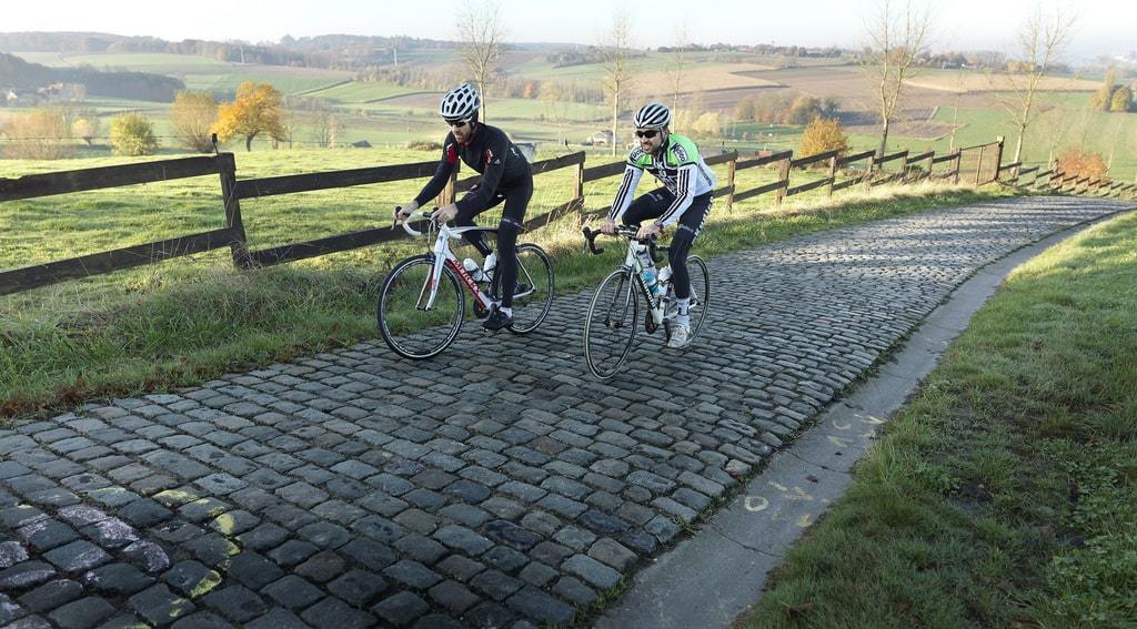 Fietsers op Paterberg foto E Flor min